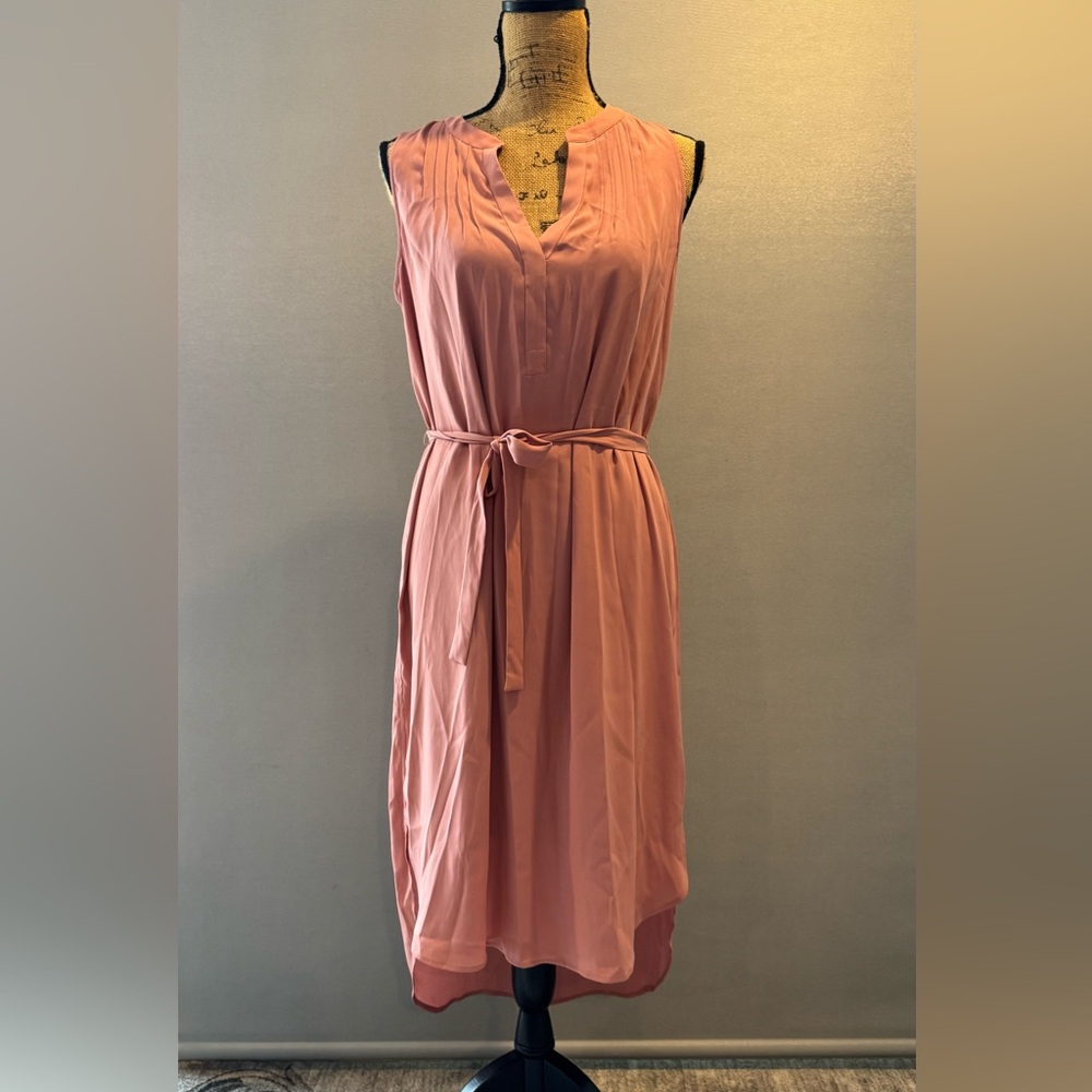 White House Black Market Elegant Pink Sleeveless Dress